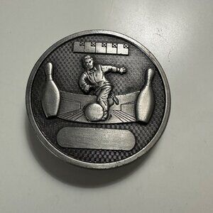 VTG 1976 Bergamot Brass Works Hal Larson 0-85 2.5” Round Bowling Belt Buckle